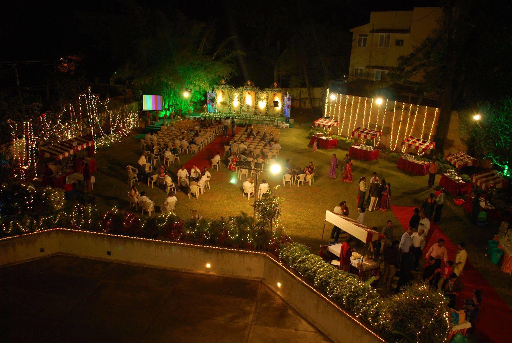 Hotel Paradise - Mysore Dasaprakash Group מראה חיצוני תמונה