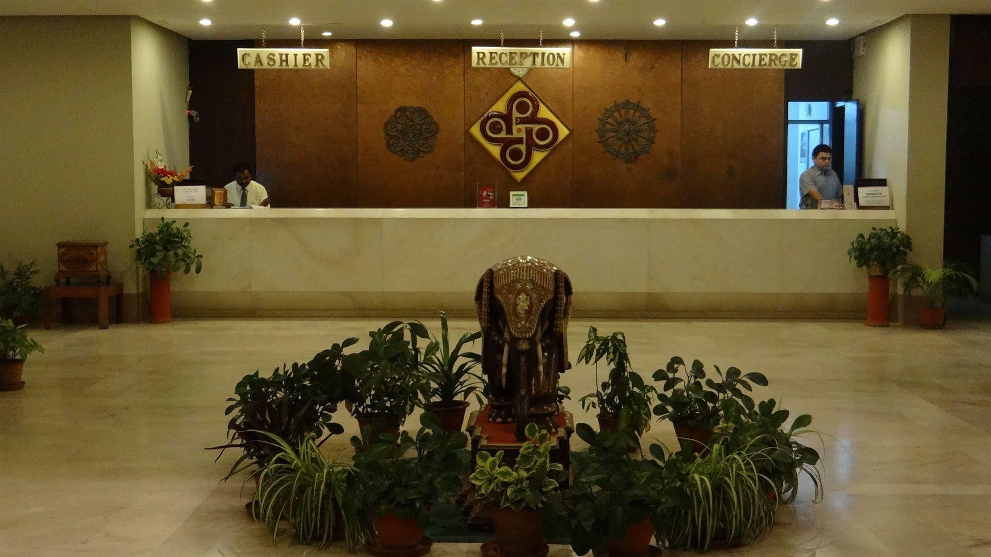 Hotel Paradise - Mysore Dasaprakash Group מראה חיצוני תמונה