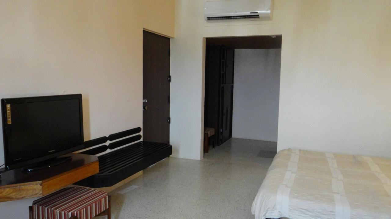 Hotel Paradise - Mysore Dasaprakash Group מראה חיצוני תמונה